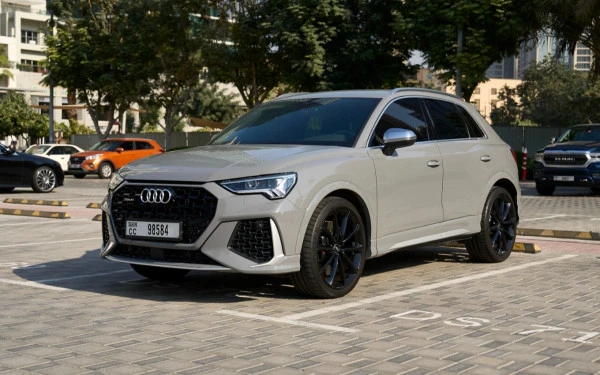 Audi RSQ3